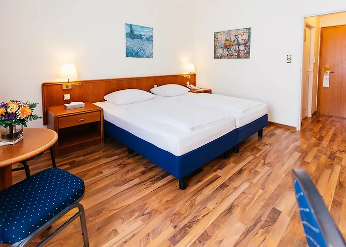 Hotel Excelsior - Central Station