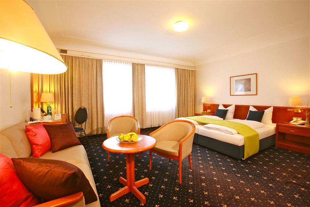 Excelsior - Station Hotel